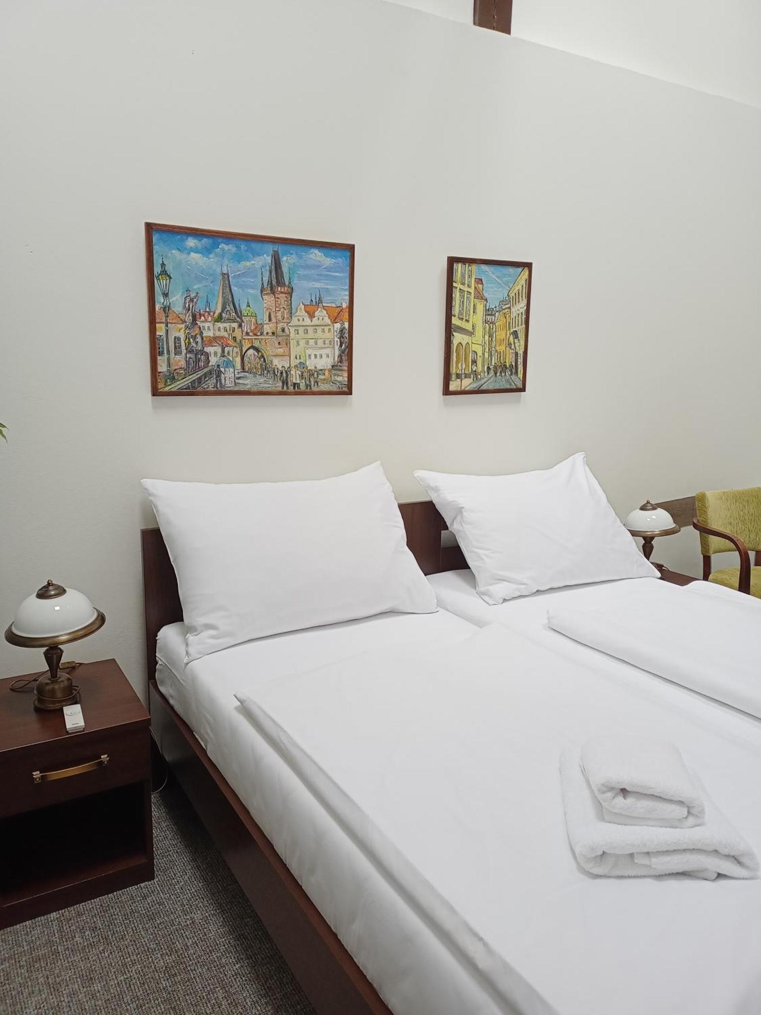 Old Prague House Bed and Breakfast Δωμάτιο φωτογραφία